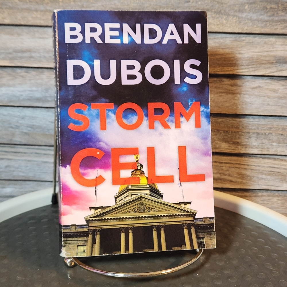 5/$20 Storm Cell A Lewis Cole Mystery Mass Market Paperback Book
